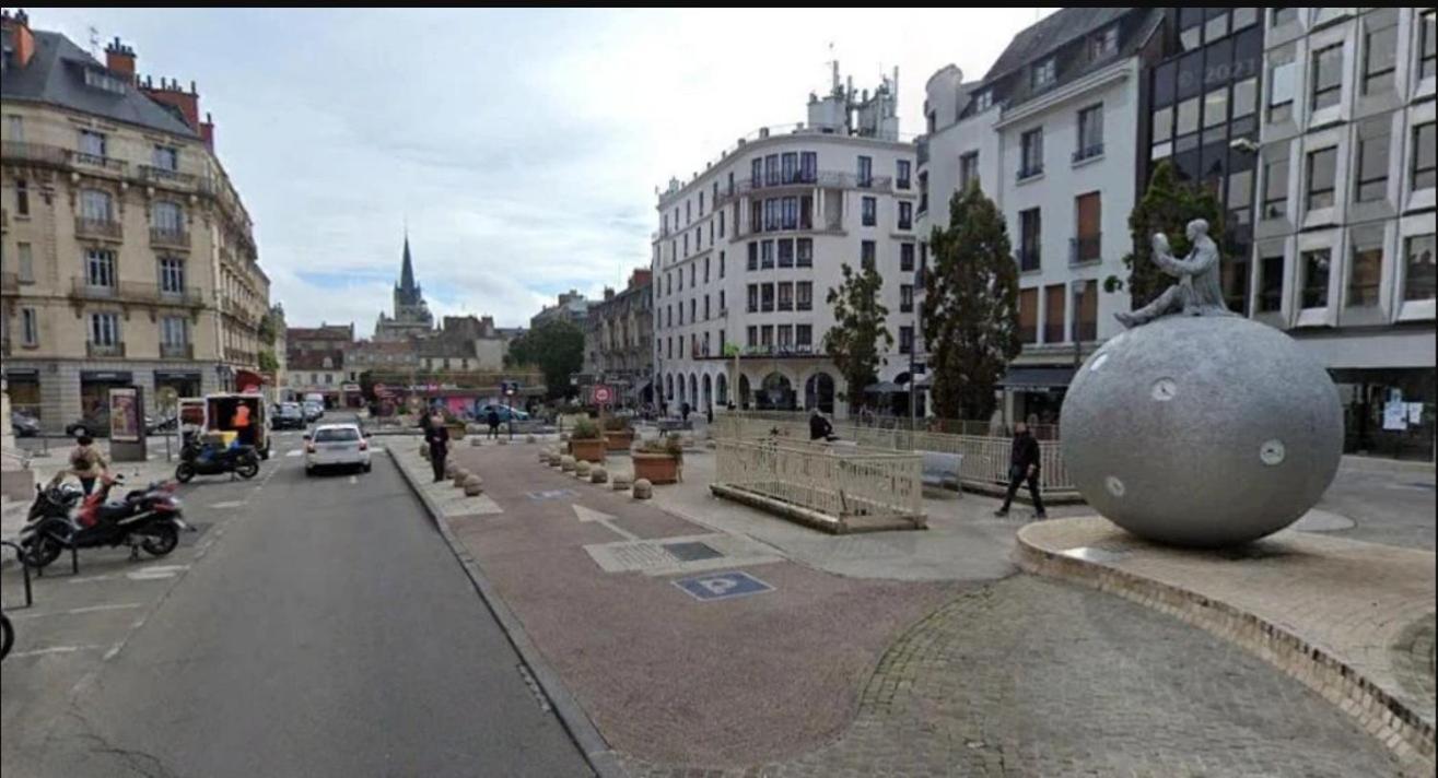Terrasse Godrans En Plein Coeur De Ville Dijon Bagian luar foto